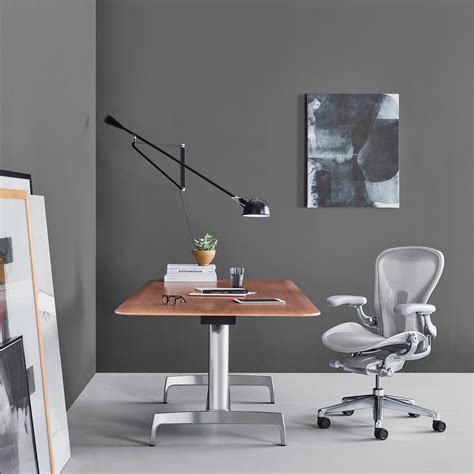 herman miller knoll stock